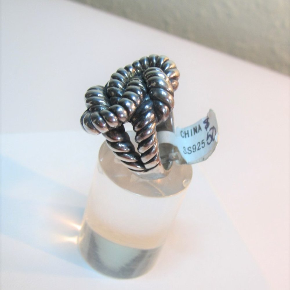 STERLING SILVER RING NEW! - Picture 2 of 3